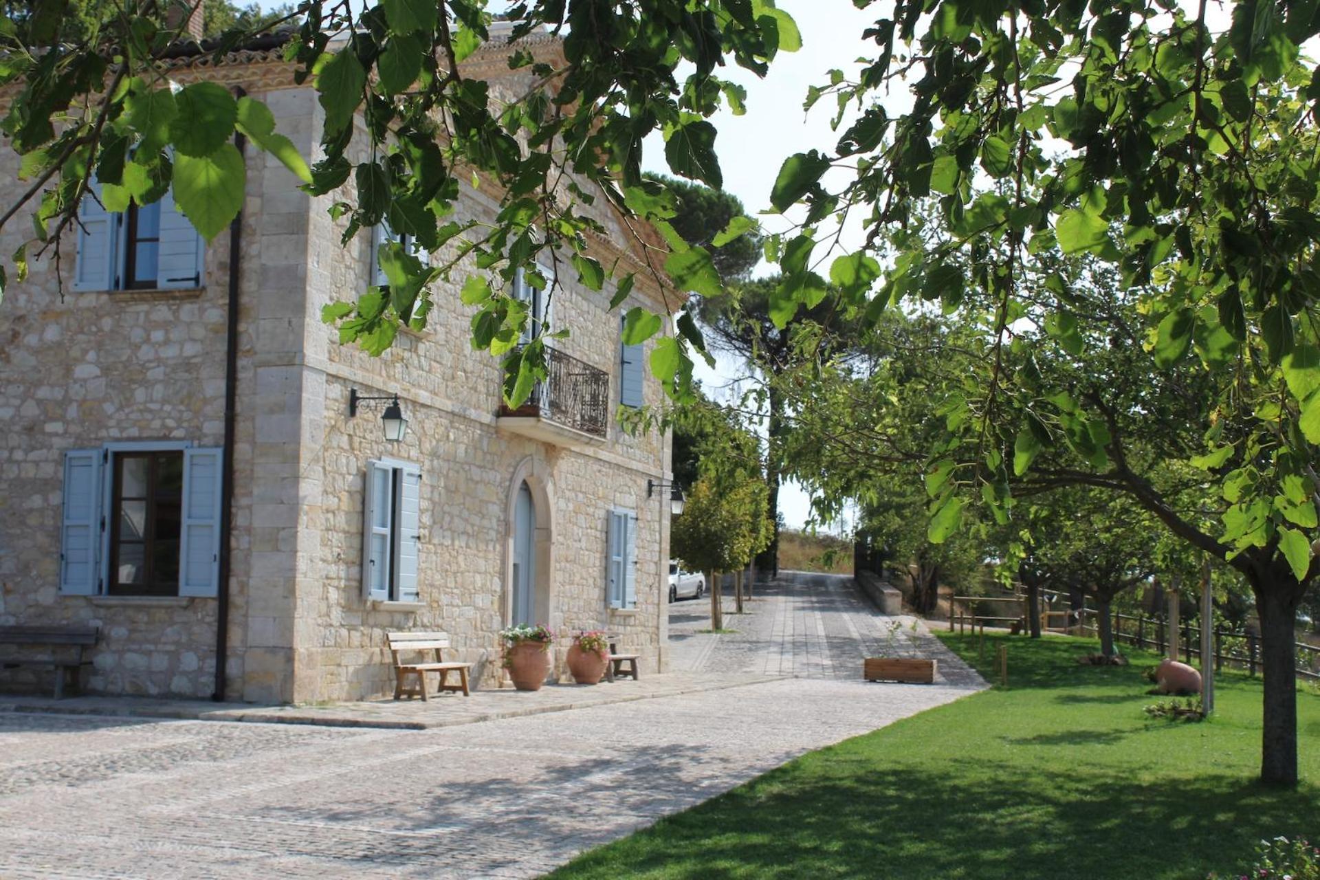 I Casali Di Colle Monte Vila San Giuliano di Puglia Exterior foto