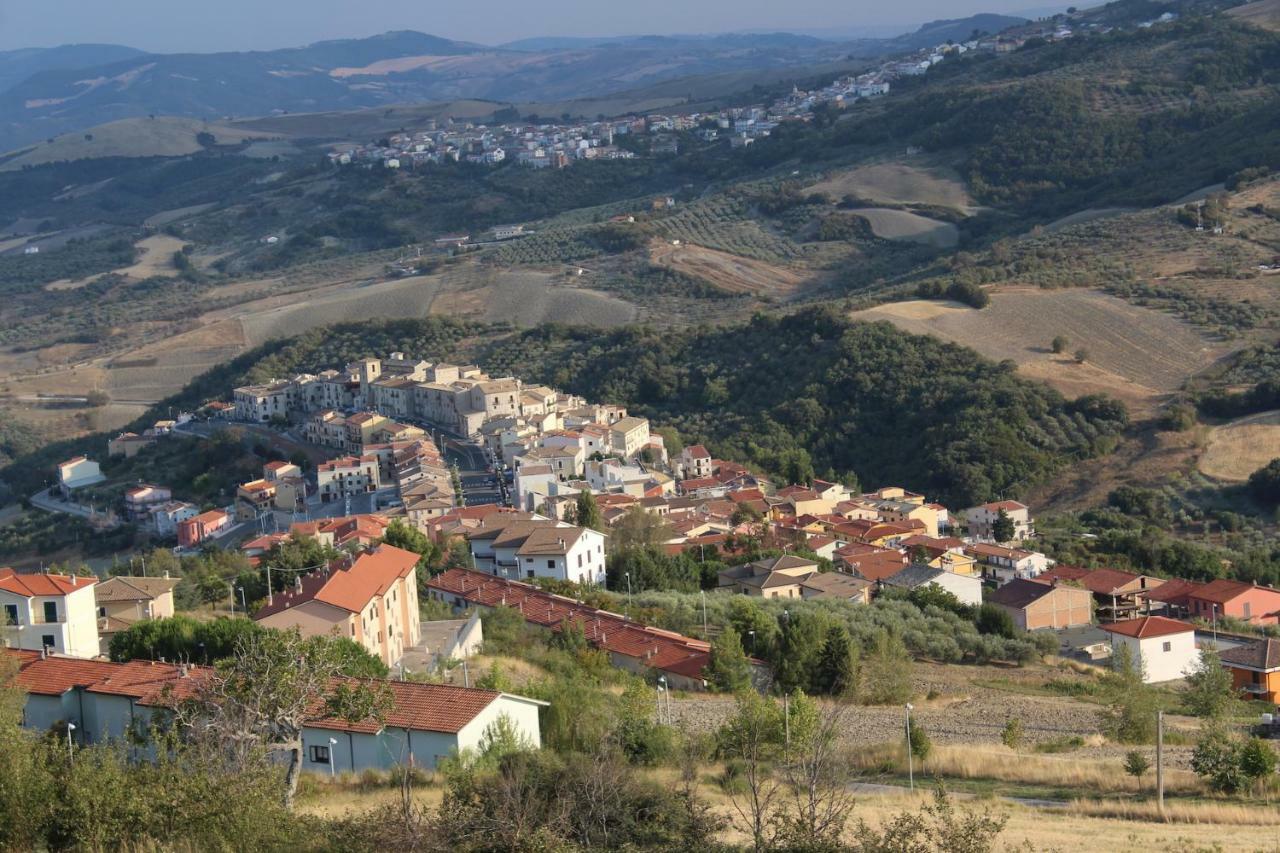 I Casali Di Colle Monte Vila San Giuliano di Puglia Exterior foto